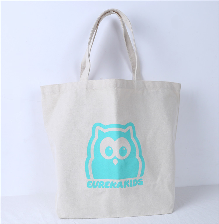 shopping bag in natural cotton canvas