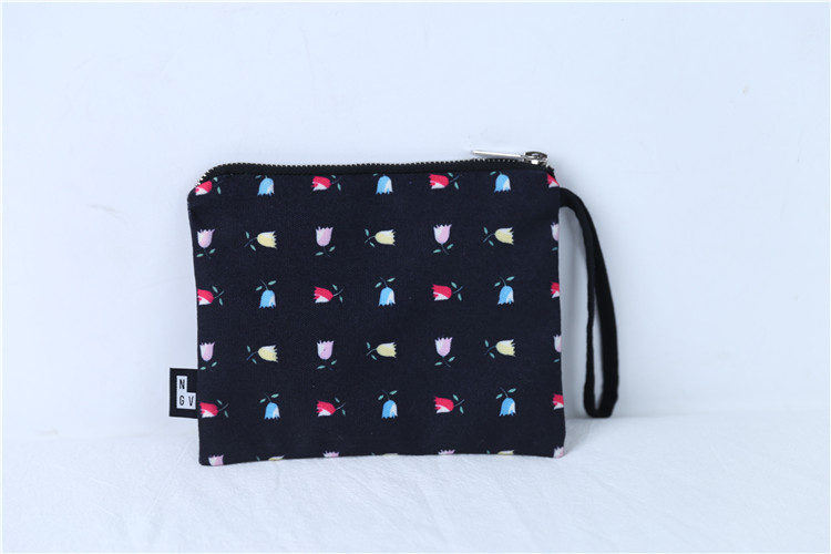 light and handy custom printed zipper pouch